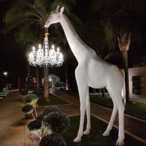 Savanna Giraffe Chandelier Sculpture Light By Varenyam